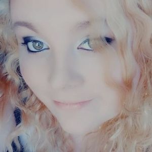 Meet your Posher, Toni